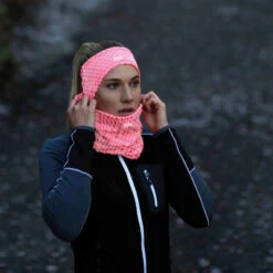 P.A.C. PAC Craion 360° Allover Reflective Neckwarmer Pink -PAC Verkaufsgeschäft d2296d998d881f3917fb0a267845c9244ca44600 pac craion 360 allover reflective neckwa 17750 3